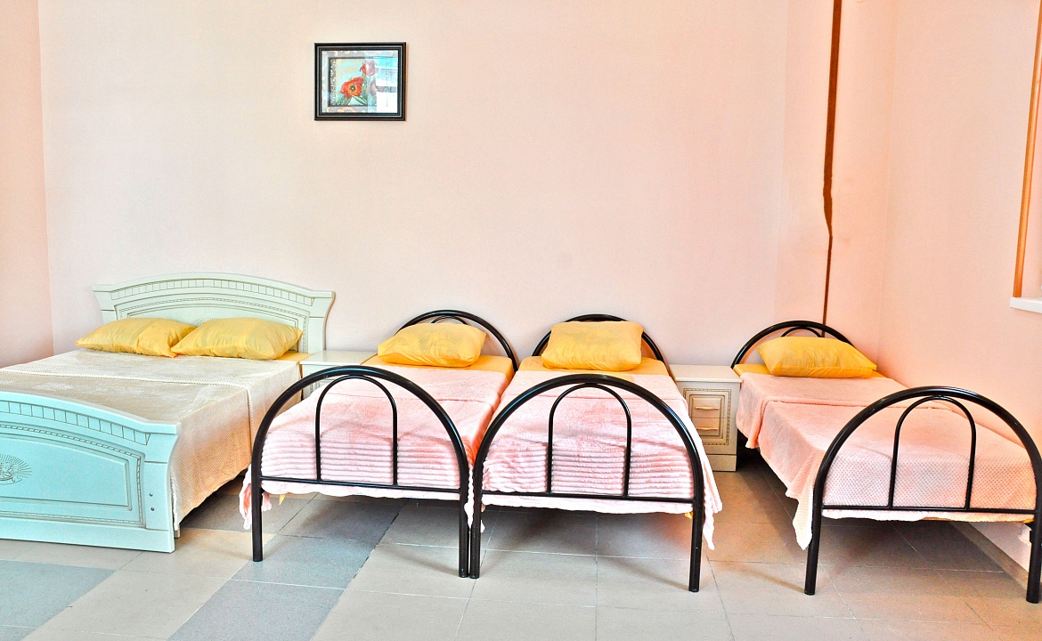 5-ти местный номер люкс. Гостевой дом Надежда - Витязево. Витязево 5-ти местный номер люкс. Гостевой дом Надежда - Витязево. Витязево