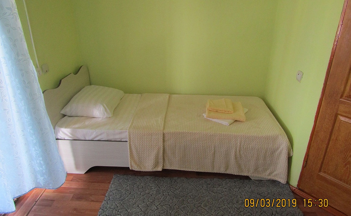 Номер «Стандарт» 4-х местный. Гостевой дом “У Петровича”. Приморский