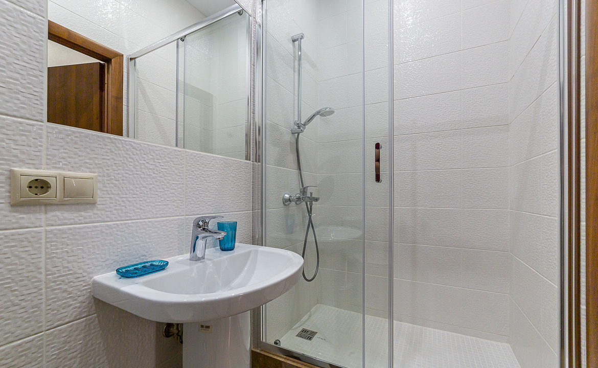 3 комнатная квартира в центре Сочи рядом с крупнейшим пляжным комплексом Ривьера. Уютные Квартиры в центре Сочи рядом с крупнейшим пляжным комплексом Ривьера. Сочи