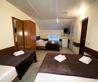 5 местный стандарт. Гостиница Ласточкино гнездо. 