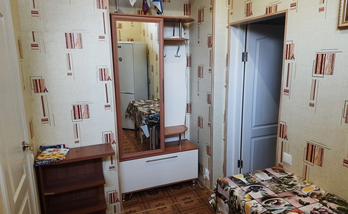 Однокомнатная квартира у центральной набережной. Квартира на ул Ленина 1+трансфер. Алушта