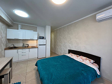 Квартира в многоквартирном доме Студия с панорамными окнами и шикарным видом на море