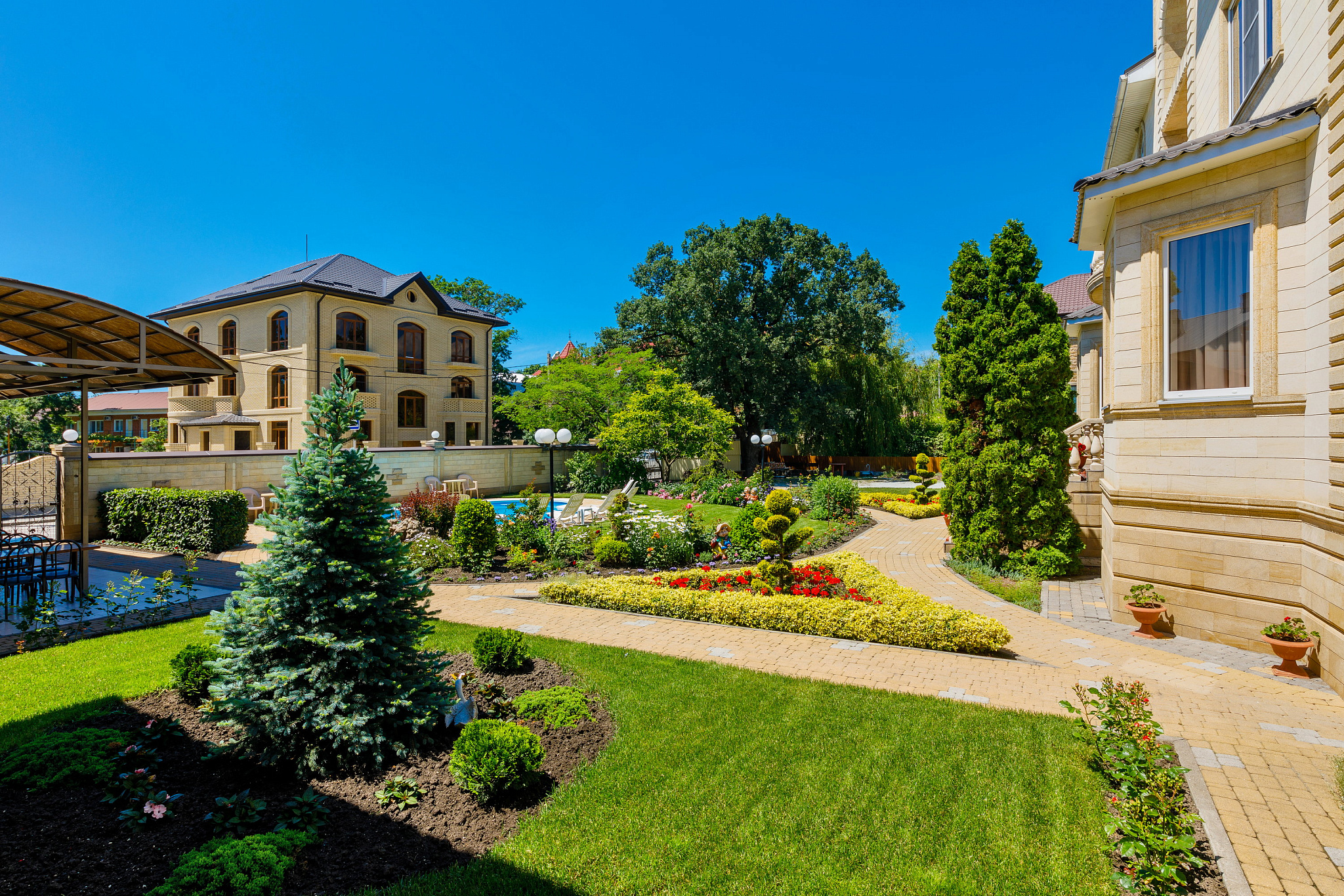 . Гостевой дом «Белая лебедь». Голубая бухта