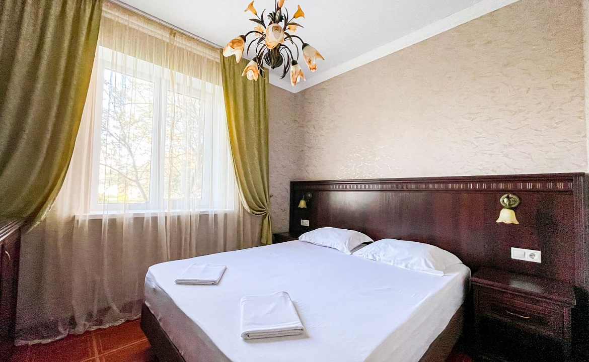 Стандарт 2-х местный (без балкона). Anzhelina Family Hotel. Витязево