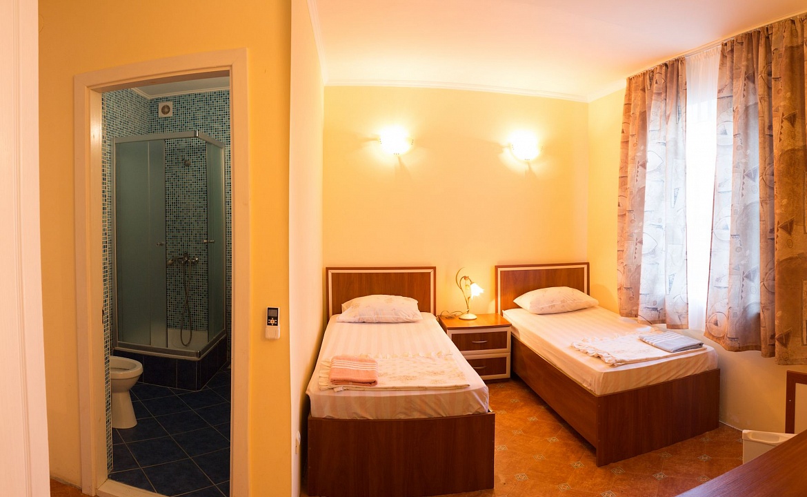 2х местный стандарт. Гостиница «Миратель». Евпатория