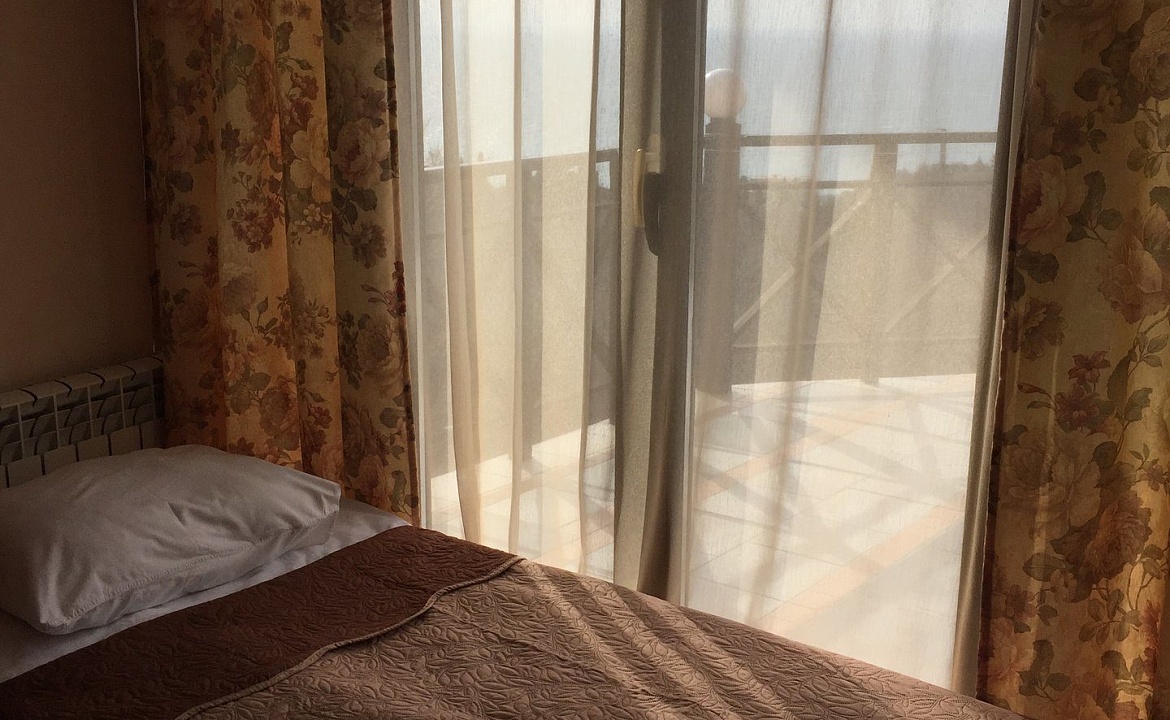 Номер Семейный улучшенный. Гостевой дом «Крым Ностальжи». Оползневое