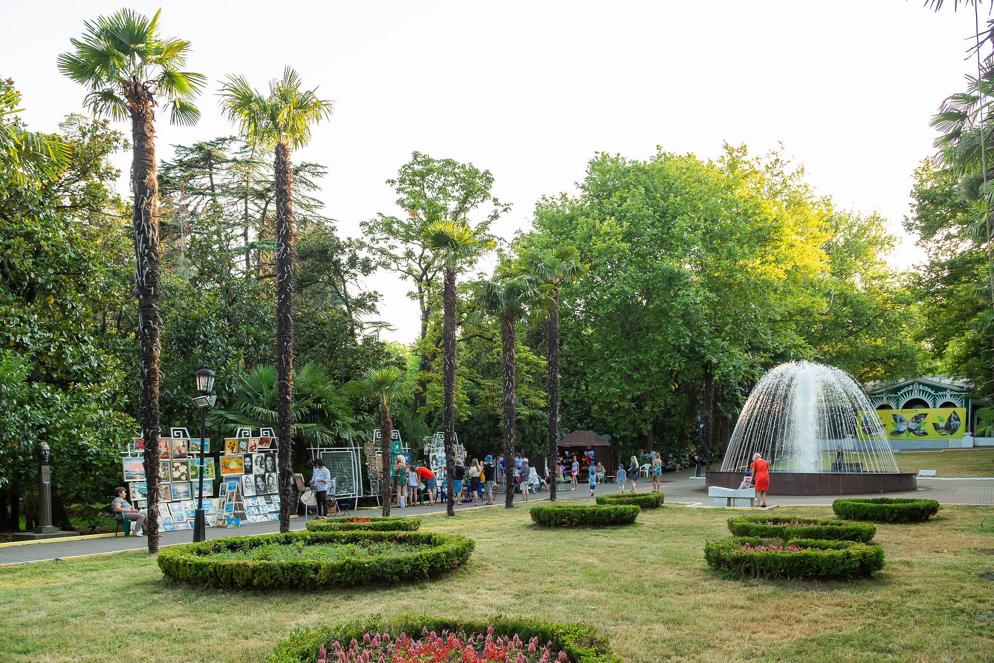 . Уютные Квартиры в центре Сочи рядом с крупнейшим пляжным комплексом Ривьера. Сочи