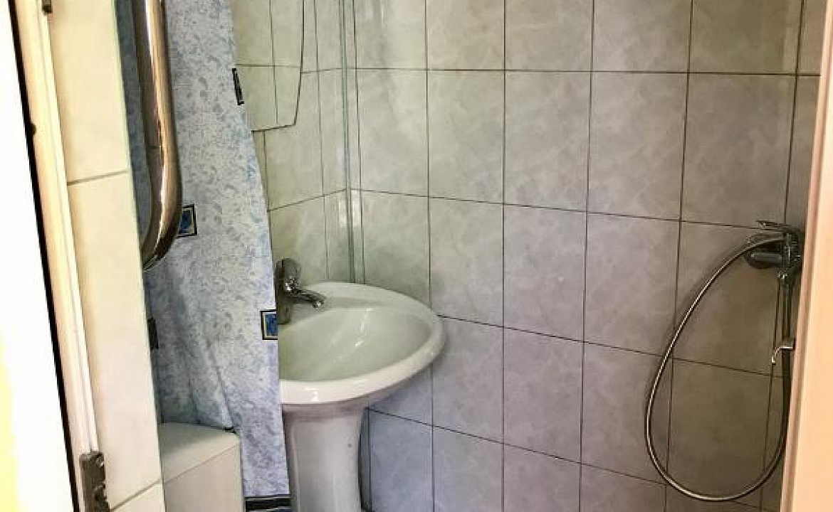 2-комнатная квартира. Частный сектор ул. Ленина 137/а". Адлер