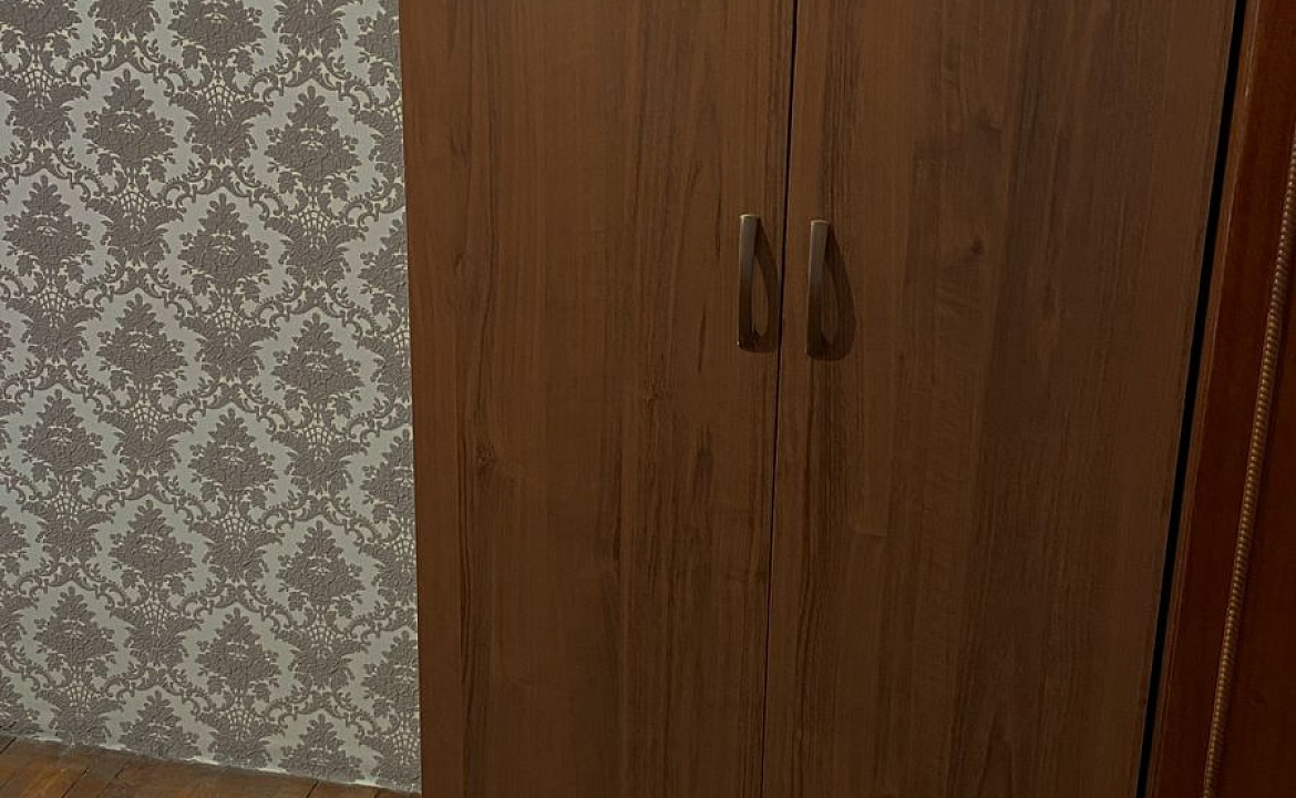 Двухкомнатная квартира под ключ. Двухкомнатная квартира у рынка . Гагра