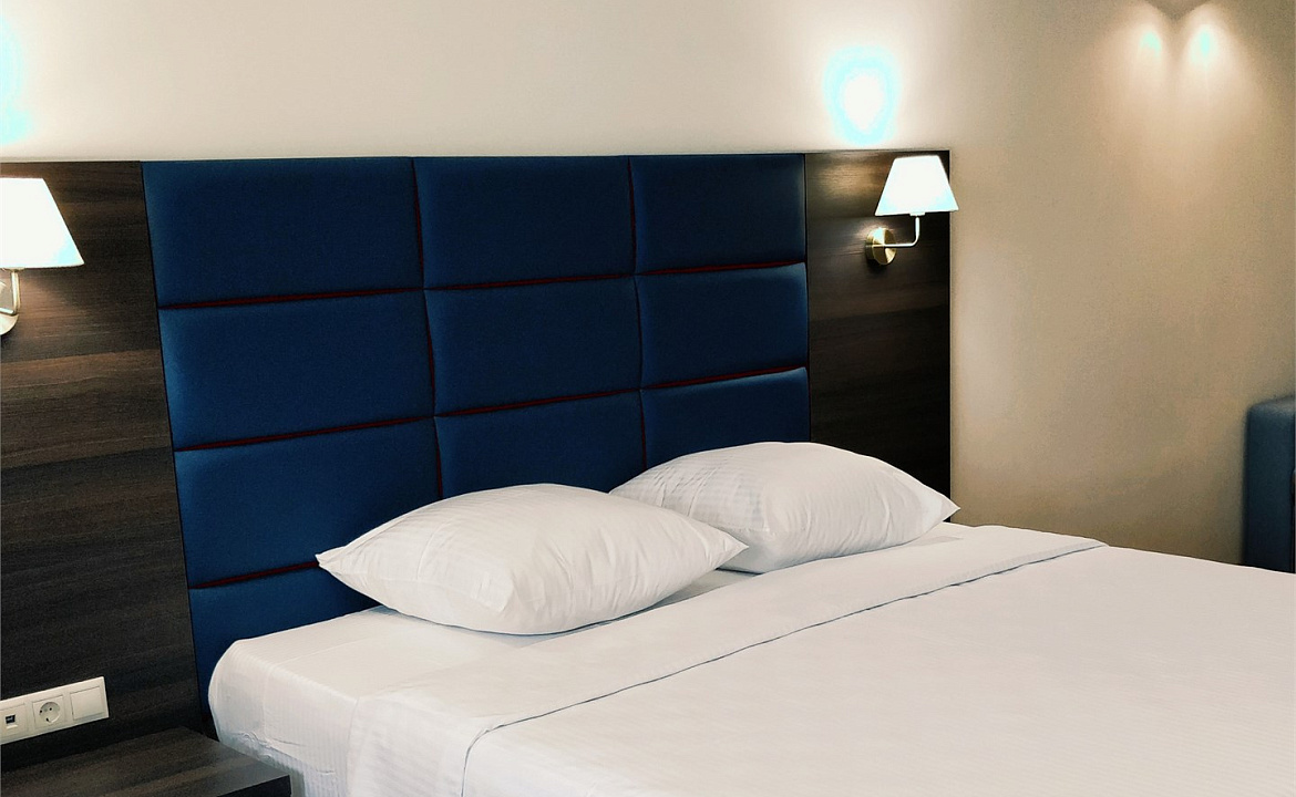 Стандартный с 2 кроватями. Отель Капитан Морей. Анапа