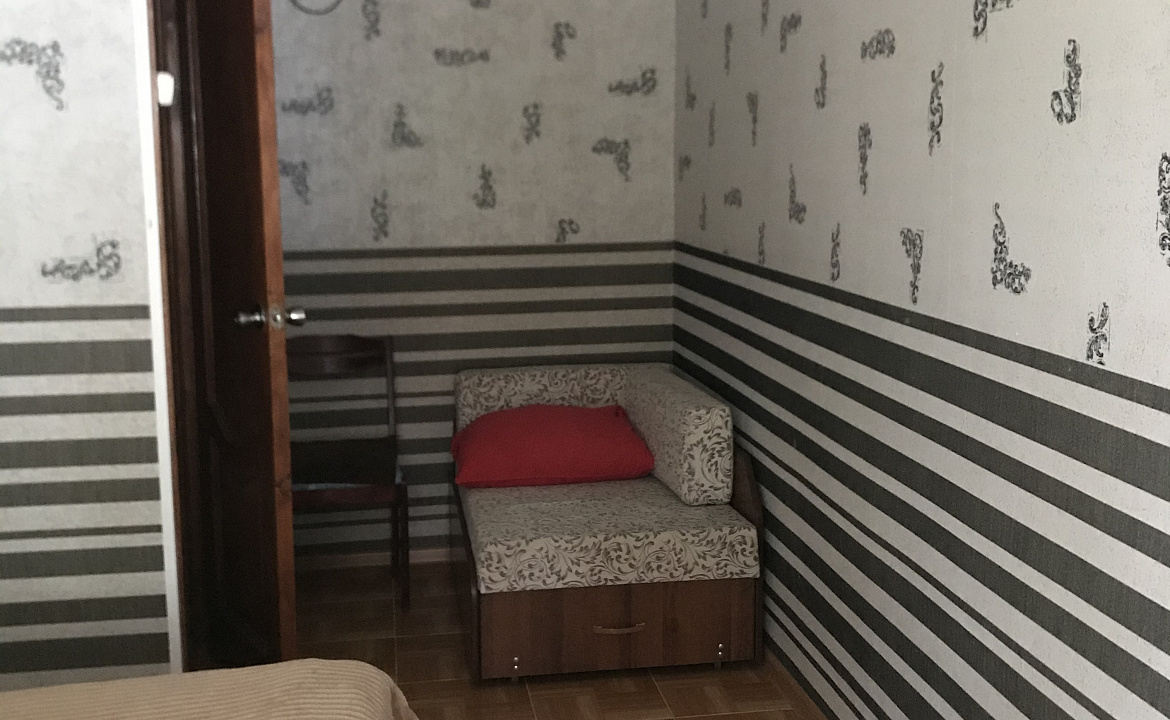 Двух местный с доп местом . Гостевой дом У Наталии . Джубга