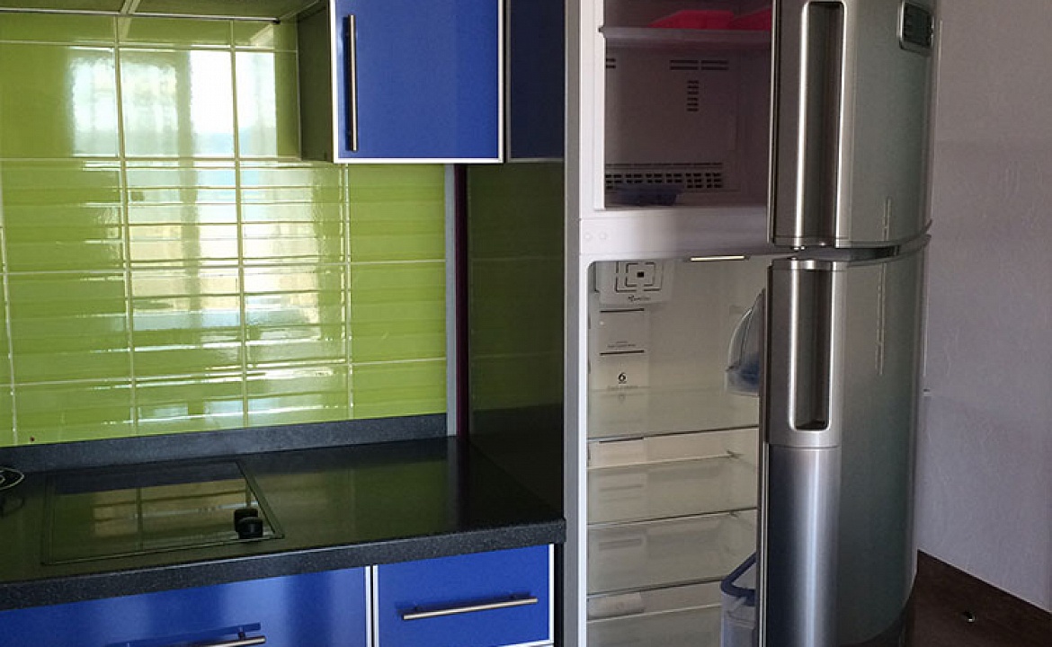 Семейный Люкс на первой линии. Квартира в многоквартирном доме Аппартаменты «Премьера». Чайка