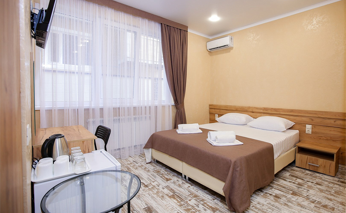 4-х местный номер (без кухни). Апарт-отель «Близнецы». Адлер