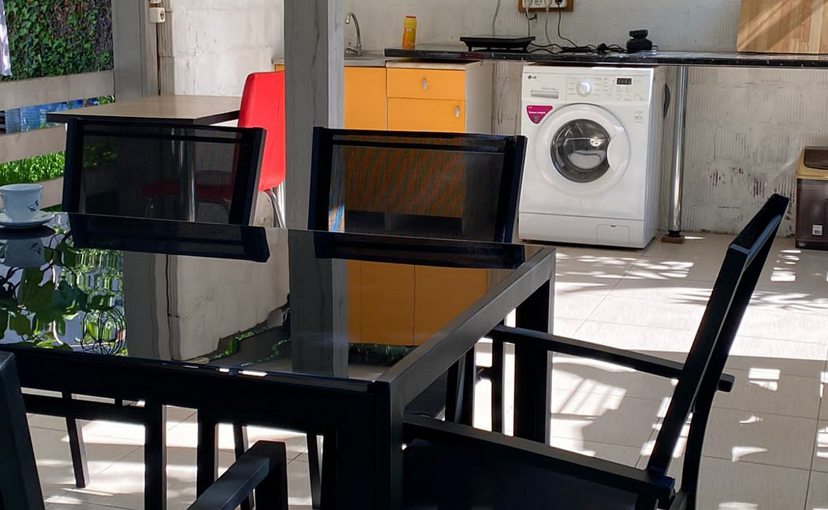 Двухкомнатные апартаменты-студия. Частный сектор Buffalo . Сухум