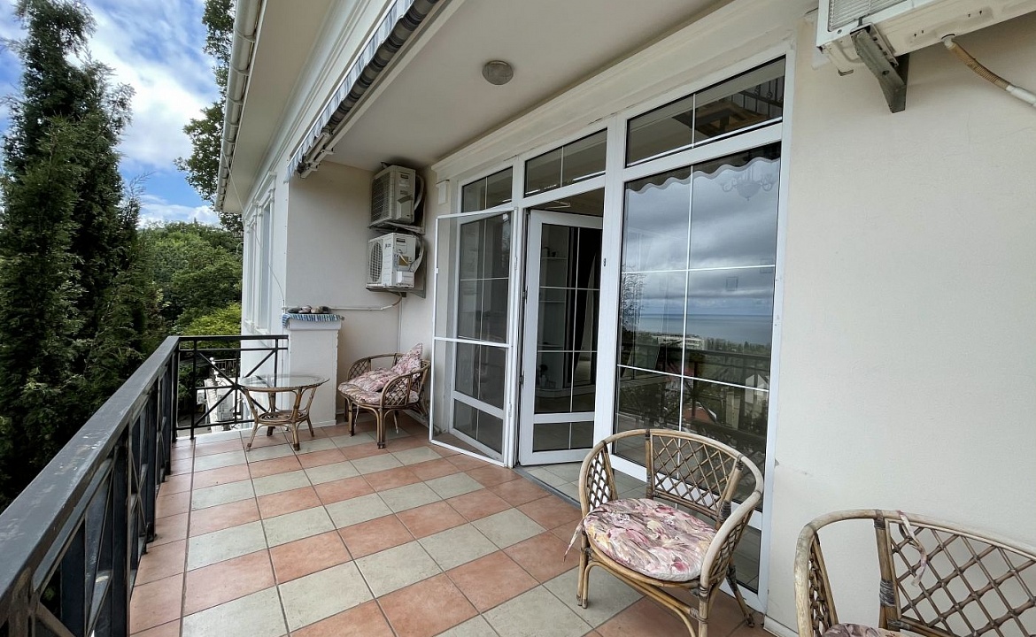 Дом 2-этажный. Гостевой дом "Ялта-Ливадия". Ливадия