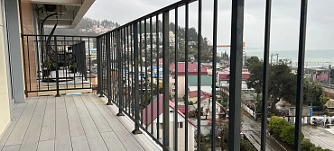 Квартира в многоквартирном доме Квартира у моря видовая с балконами