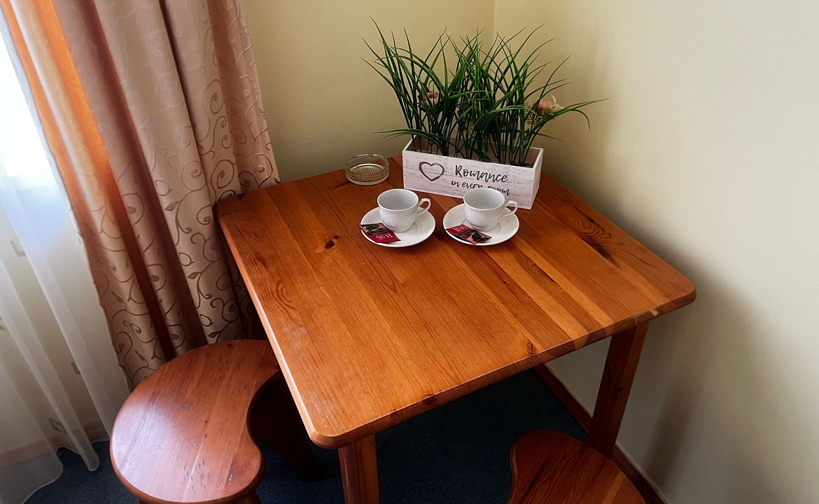 Двухместный номер с балконом. Гостевой дом Эксклюзив. Вардане