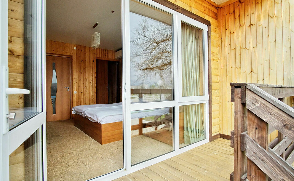 Семейный стандарт корпус 3. Отель "Эко-Папа". Гудаута