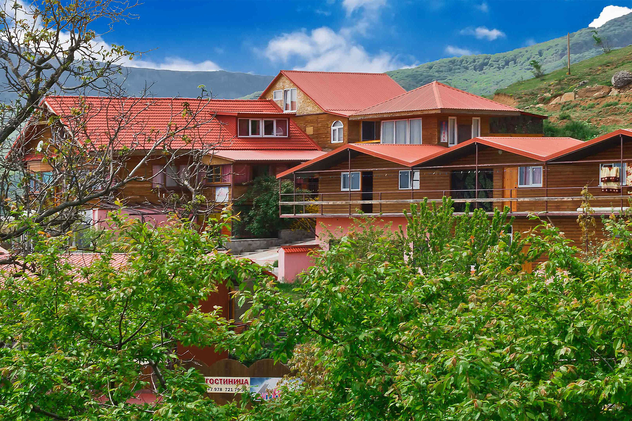 . Гостевой дом "Горная Антавия". Лучистое
