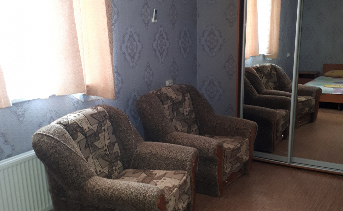 Гостевой номер 1. Гостевой дом Iron Lion. Крым - частный сектор