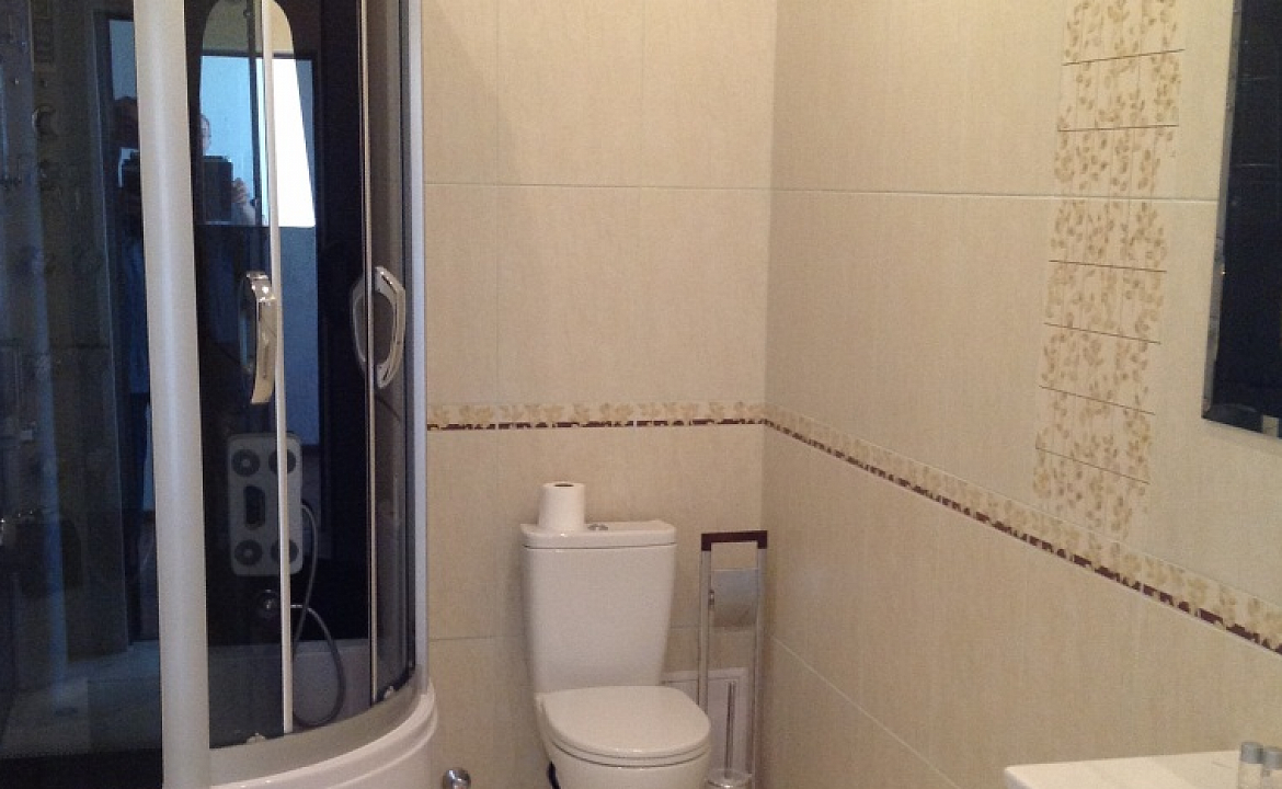 Двухкомнатный номер.  Минигостиница MALL (МОЛЛ). Судак