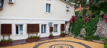 Гостевой дом Гостевой дом «Floral Courtyard» Гостевой дом Гостевой дом «Floral Courtyard»