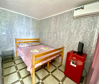 Двухместный номер «Стандарт» с открытой верандой. Частный сектор Анастасия на Айвазовского 7. 