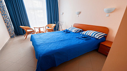 Отель "Юрзуф" Отель "Юрзуф"