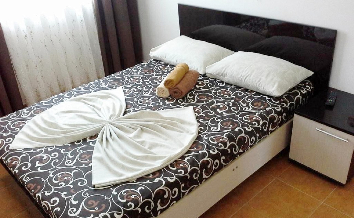 Двух местный номер категории комфорт. Гостевой дом Aleksa. Кабардинка