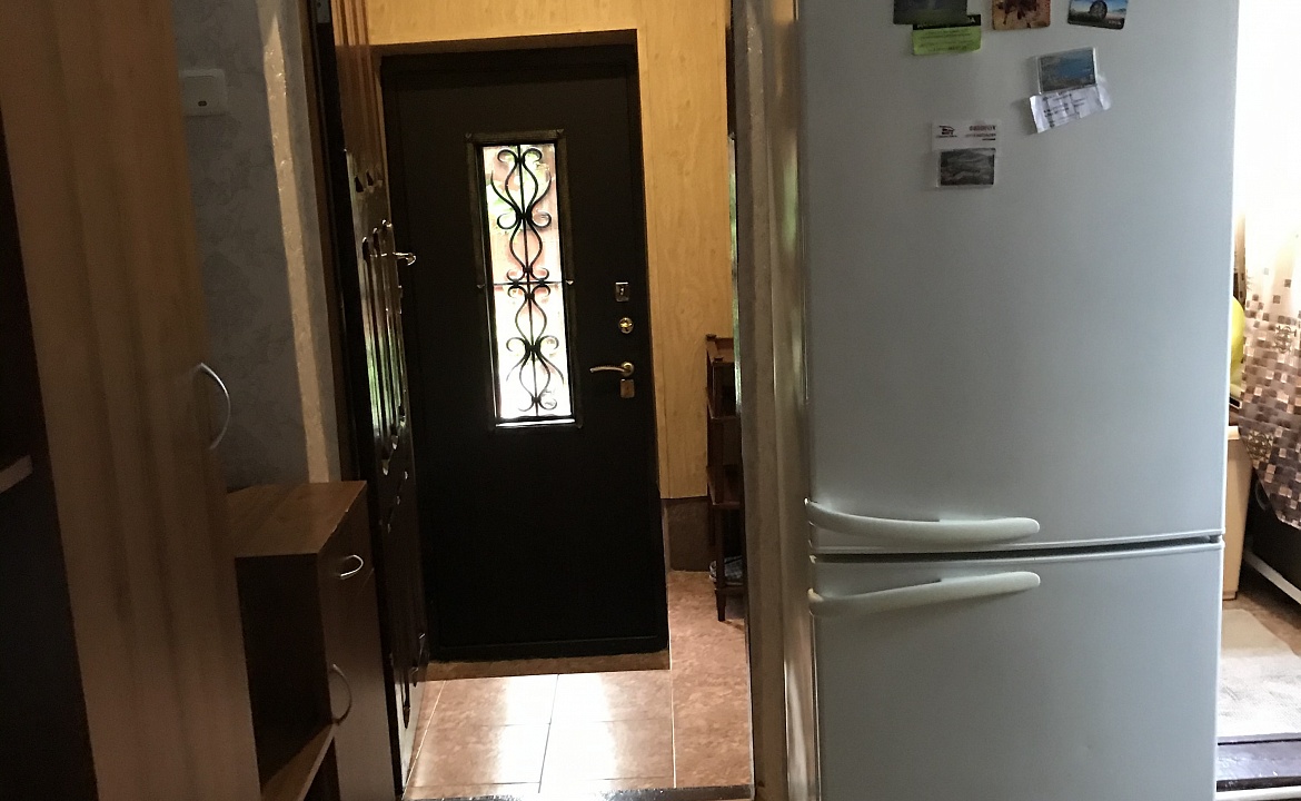 Апартаменты . Гостевой дом Алмаз . Ейск