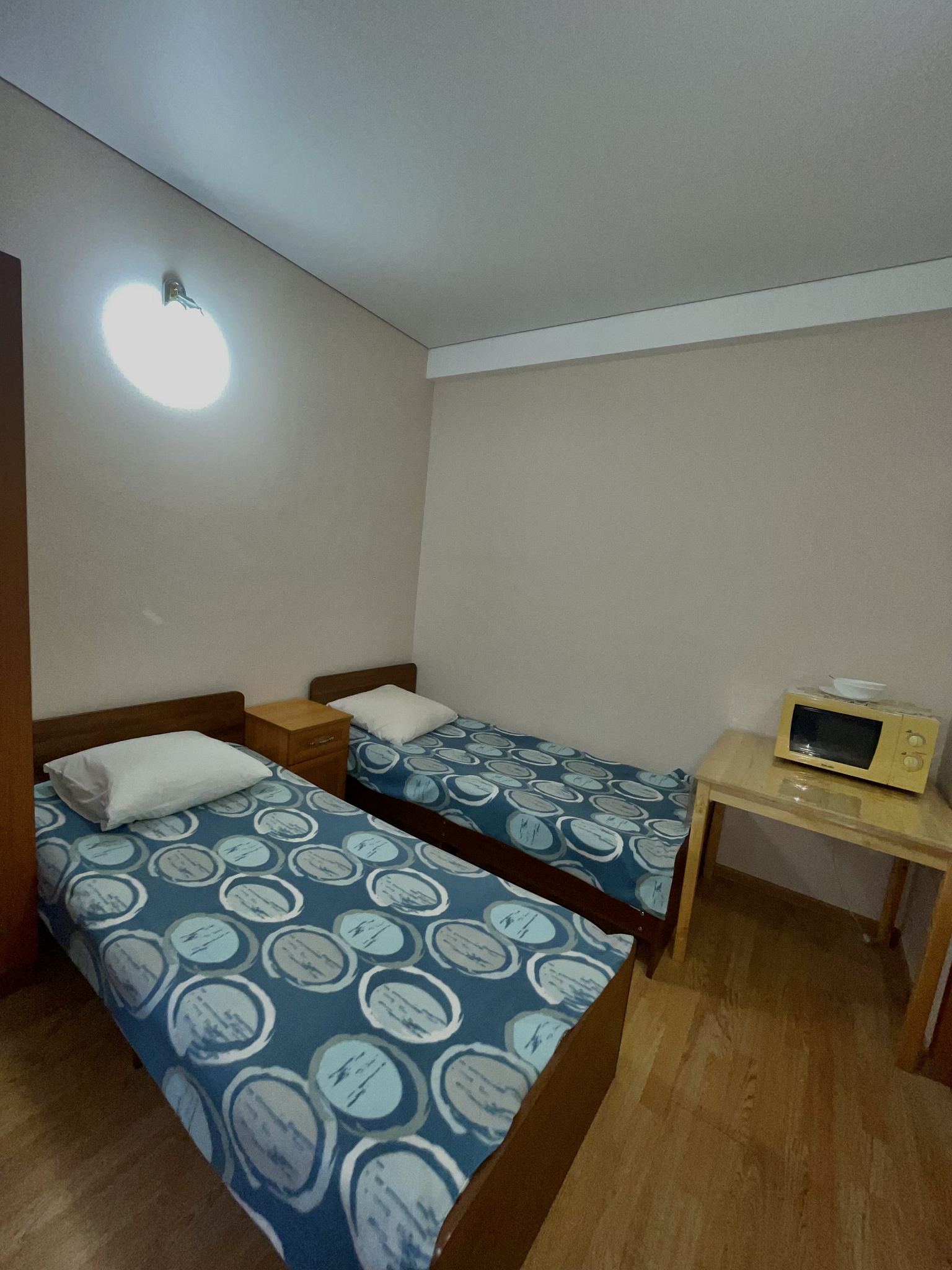 . Муза . Адлер