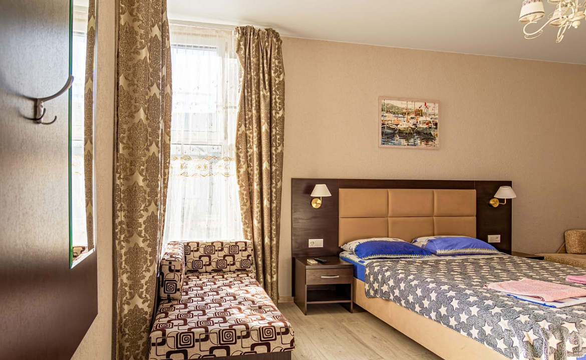 Двухкомнатный стандарт. "Брио" частный сектор. Геленджик