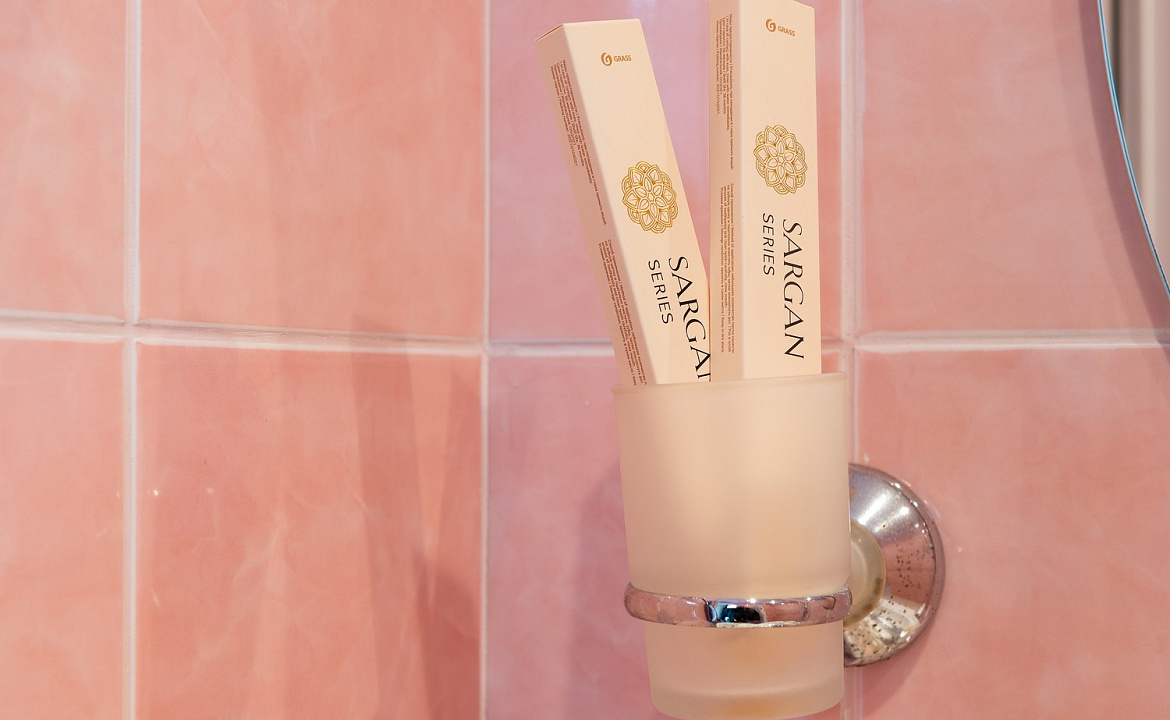 Трёхместный стандарт. Мини отель «Эдельвейс». Адлер