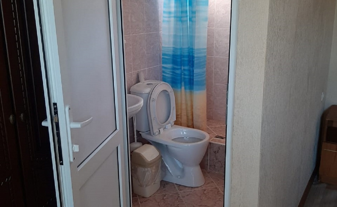 Трехместный номер. Гостевой дом Декабристов 147а. Лоо