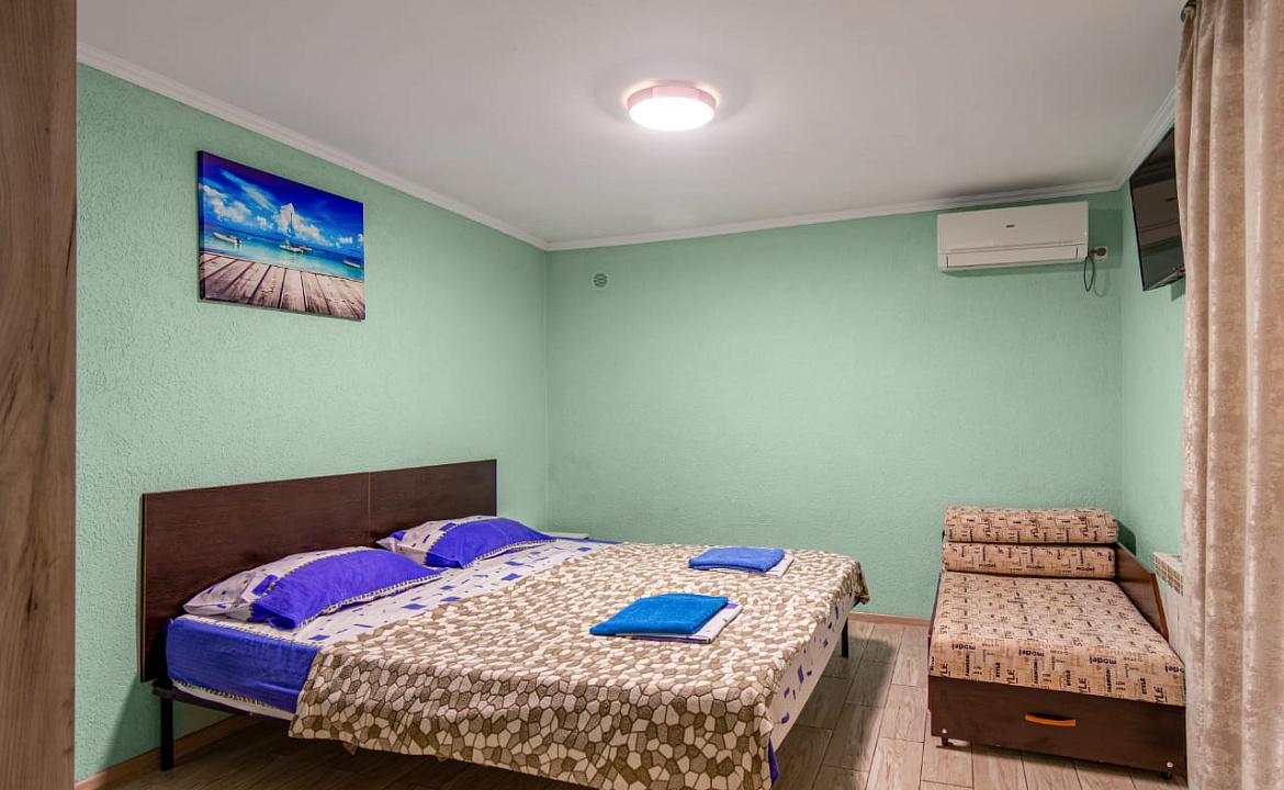 Двухкомнатный стандарт. "Брио" частный сектор. Геленджик