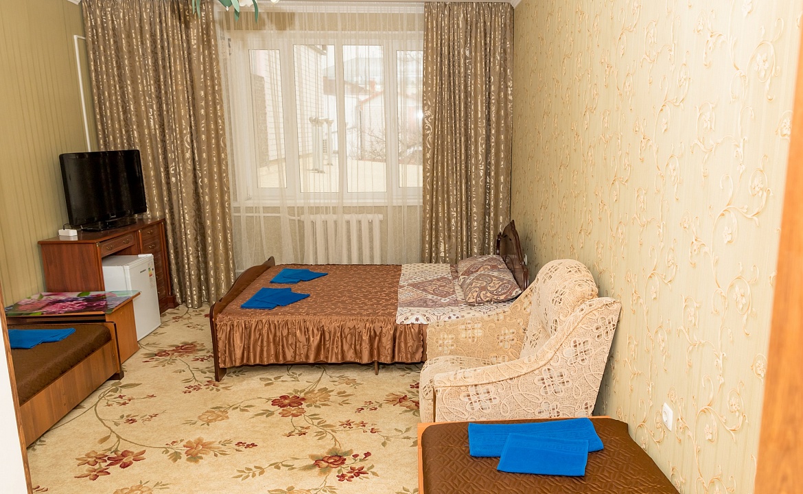 Пятиместный номер класса стандарт со всеми удобствами. Гостевой дом "Ника" - Анапа. Анапа