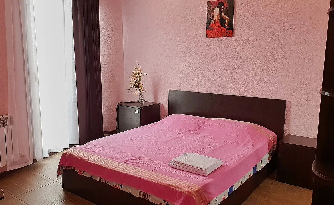 Делюкс №10, №11. Гостевой дом "НАШ ДОМ". Геленджик Делюкс №10, №11. Гостевой дом "НАШ ДОМ". Геленджик