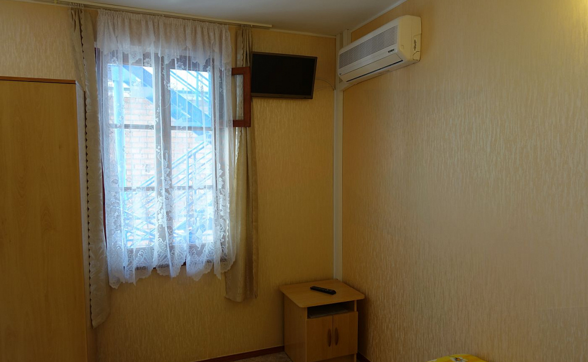 Трёхместный. Гостевой дом Морячок. Анапа