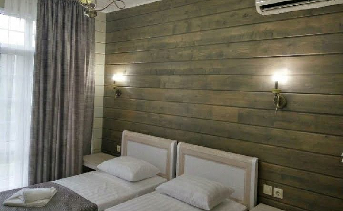 Номер с раздельными кроватями . Гостиница Гагра. Гагра