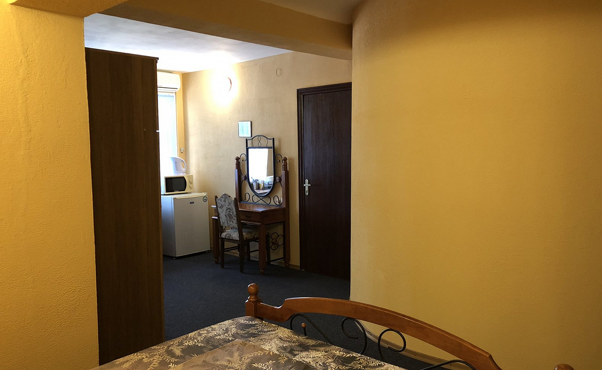 Четырехместный номер. Гостевой дом АнНи. Гаспра