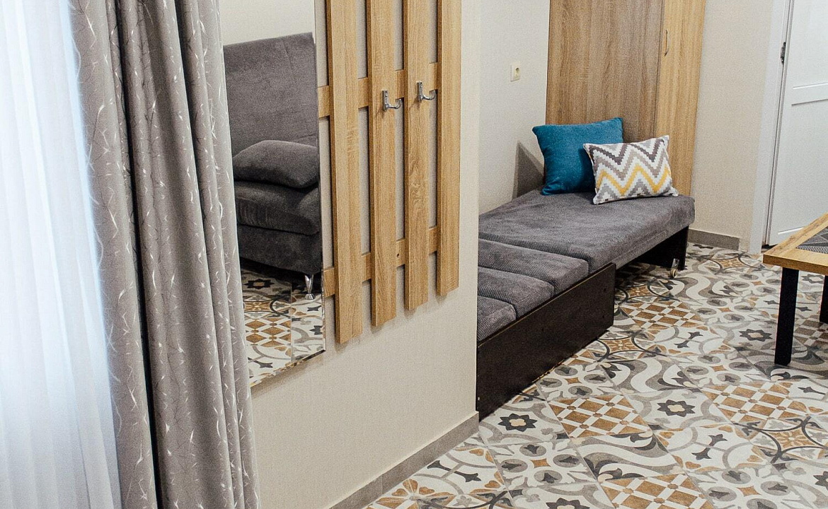 Апартаменты Люкс. Апарт-отель “Planeta MOV”. Адлер