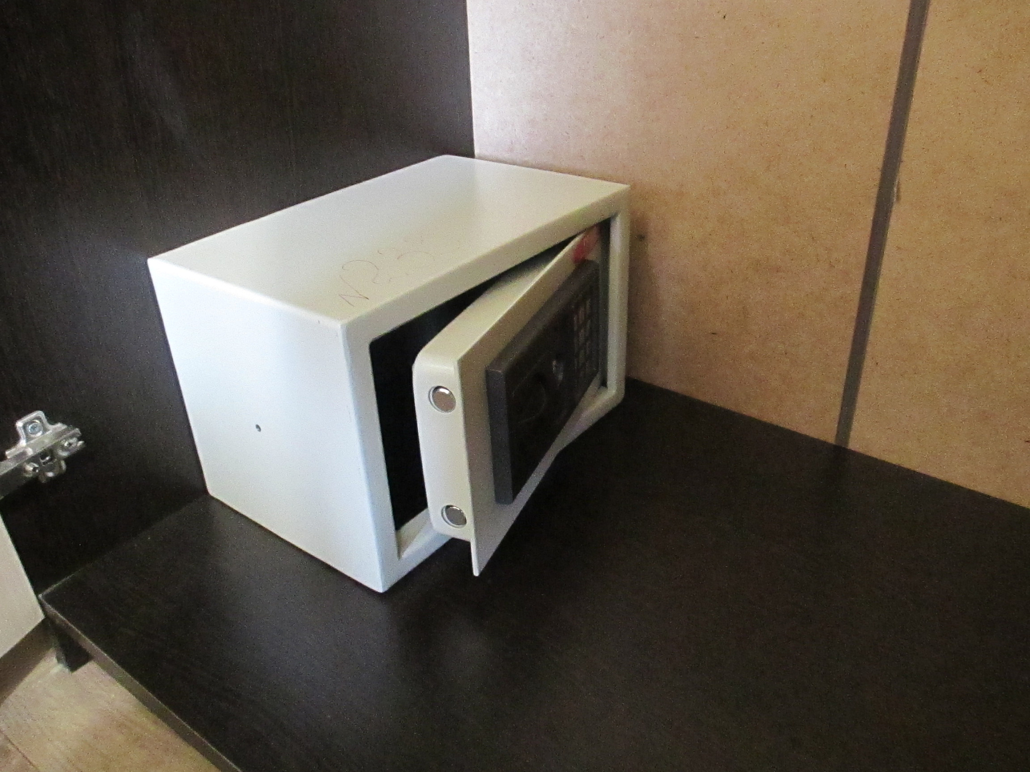 . Квартира в многоквартирном доме 1-комн. квартира в центре Сочи. Сочи