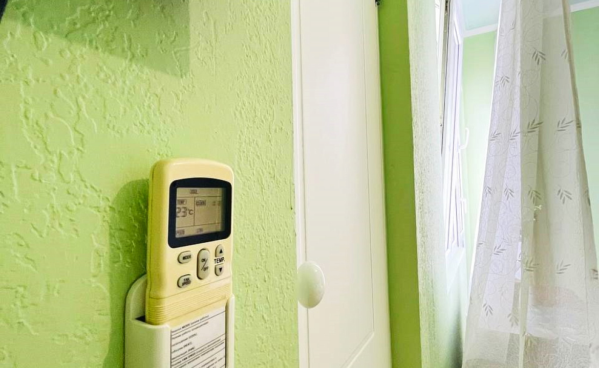 Стандарт трёхместный с доп. местом и балконом. Отель "Гермес" . Вардане Стандарт трёхместный с доп. местом и балконом. Отель "Гермес" . Вардане