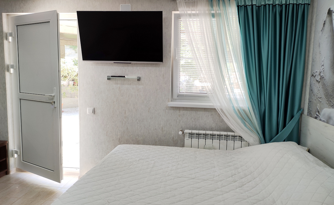 Уютный семейный номер с кухней.. Гостевой дом "Уда-ча". Лазаревское Уютный семейный номер с кухней.. Гостевой дом "Уда-ча". Лазаревское