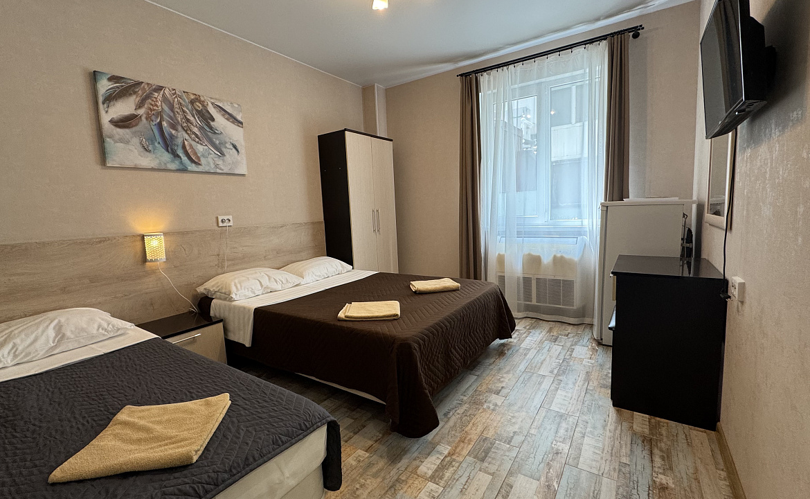 3-х местный номер. Гостевой дом «Акварель». Ольгинка