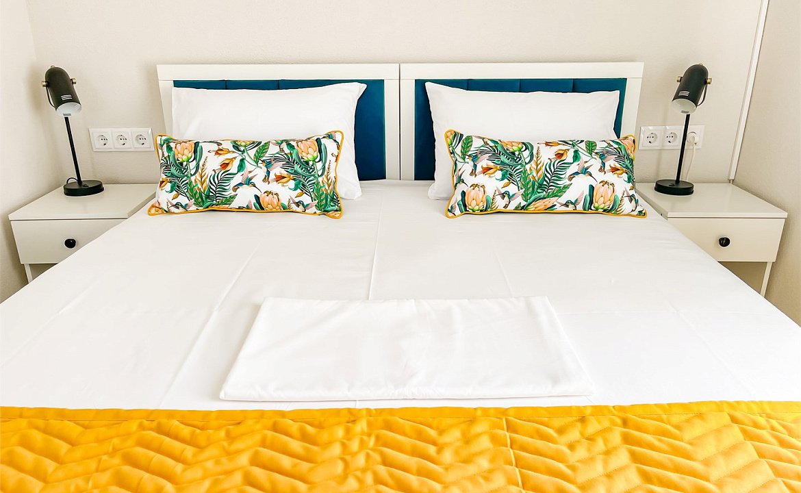 Стандарт 2-хместный с 2 дополнительными местами. Отель Автор. Анапа