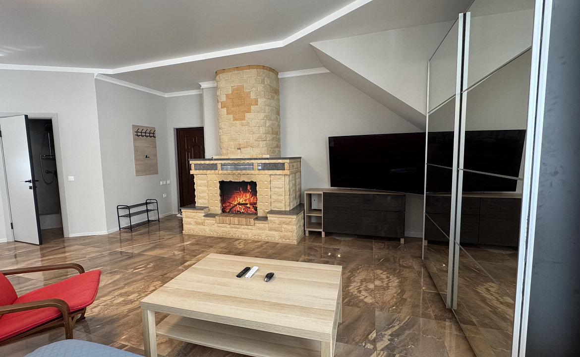 4-х с балконом и кухней. Гостевой дом «Акварель». Ольгинка