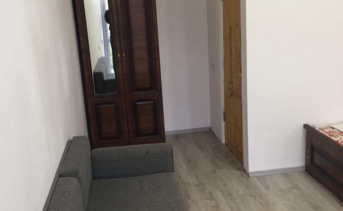 Четырехместный с санузлом. Частный сектор "У Або" . Гагра