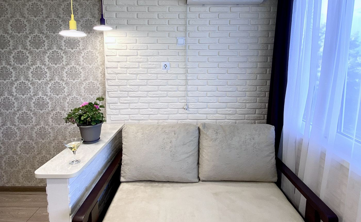 Квартира с великолепным видом на Горы и Море. Квартира в многоквартирном доме C видом на Горы и Море на Дмитриевой 56. Сочи