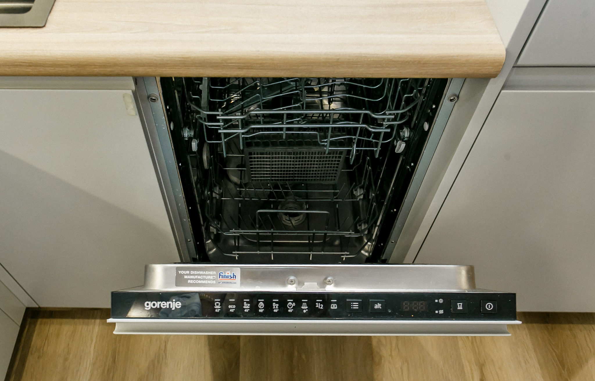 . Квартира в многоквартирном доме Современный апартамент на первой береговой. Дагомыс